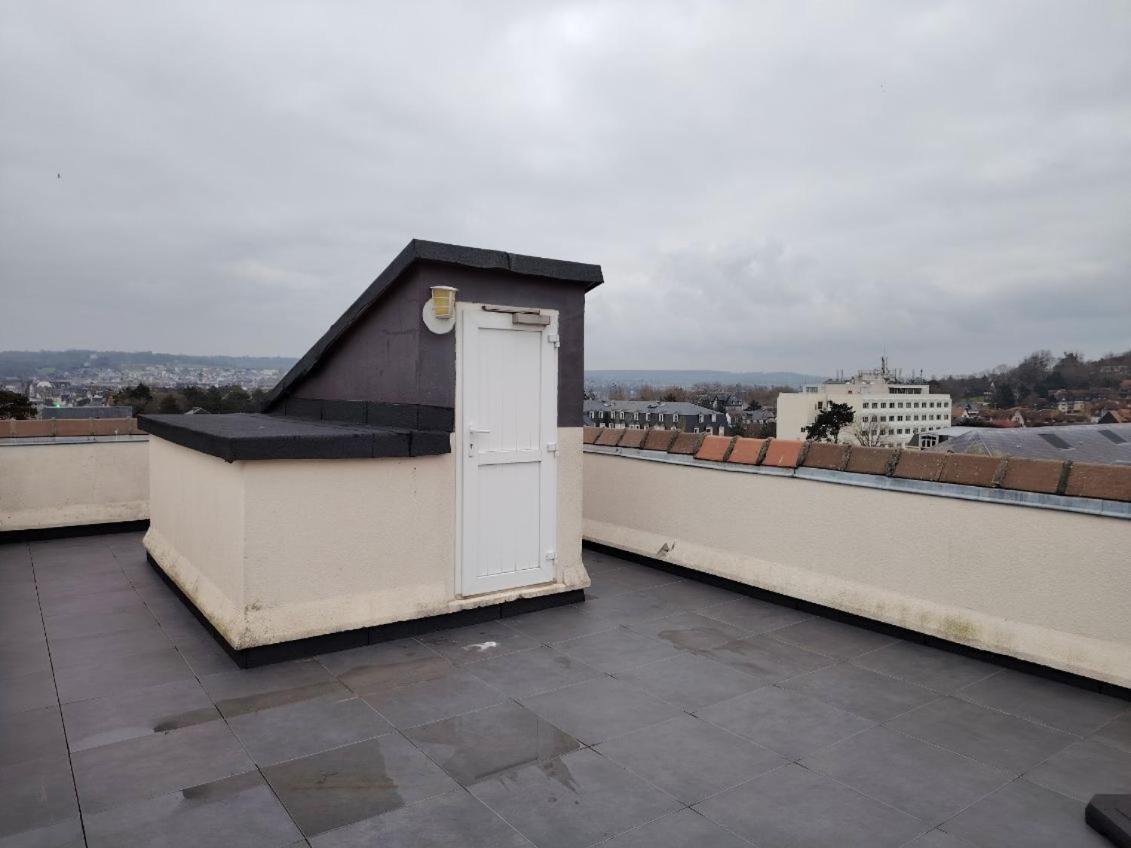 Appartement 3 Chambres Avec Roof Top A 5 Mn De La Plage Deauville Bagian luar foto